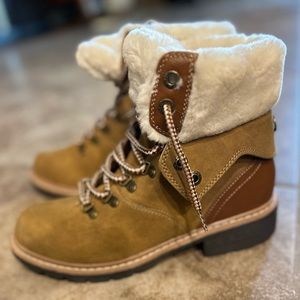 Nautica Boots